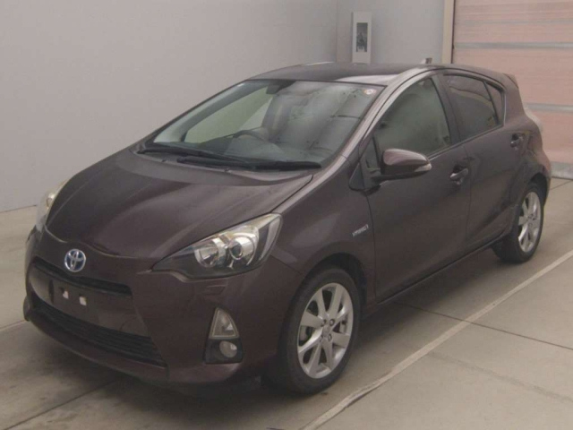 TOYOTA AQUA 2014