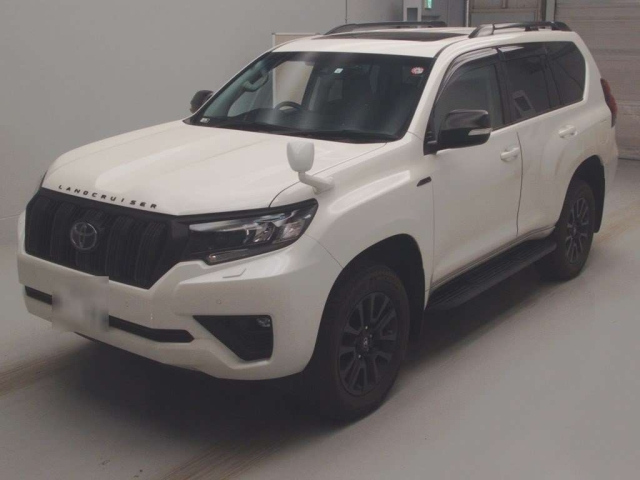 TOYOTA LAND CRUISER PRADO 2023