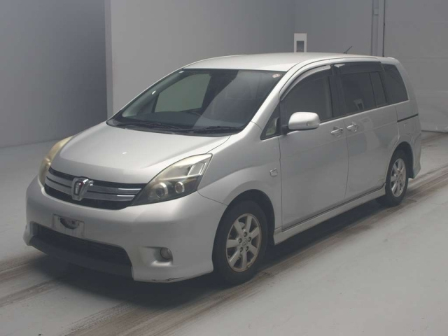 TOYOTA ISIS 2012