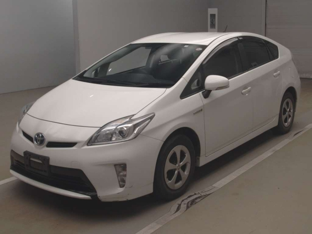 TOYOTA PRIUS 2014