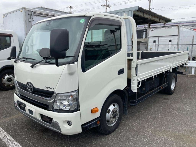 TOYOTA DYNA 2017
