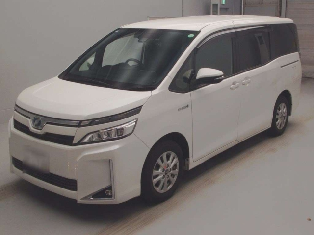 TOYOTA VOXY 2017