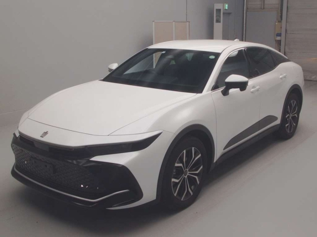 TOYOTA CROWN CROSSOVER