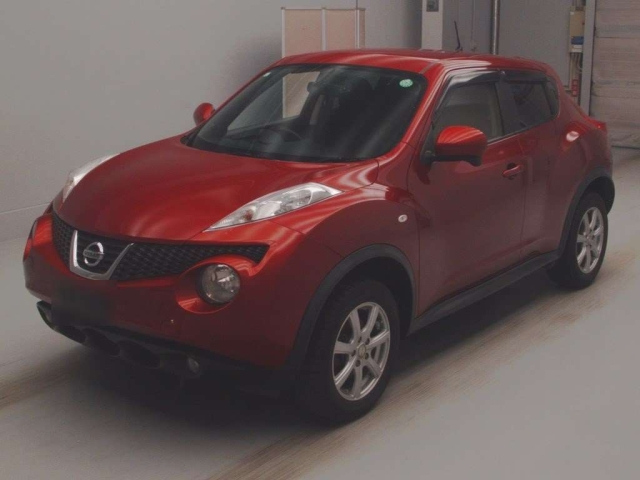 NISSAN JUKE 2013