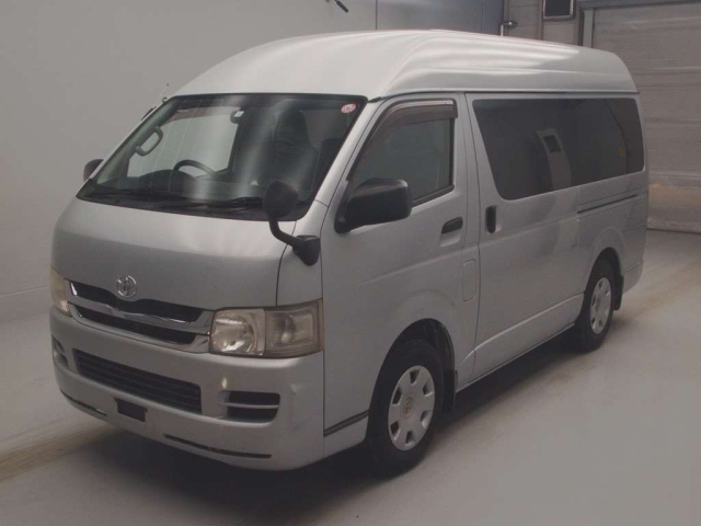TOYOTA HIACE VAN 2008