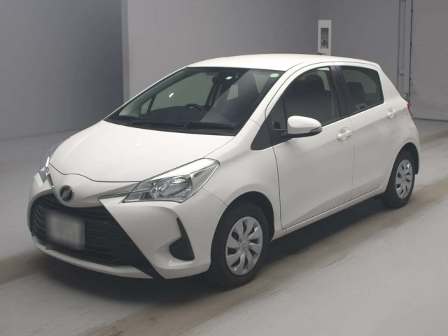 TOYOTA VITZ 2019