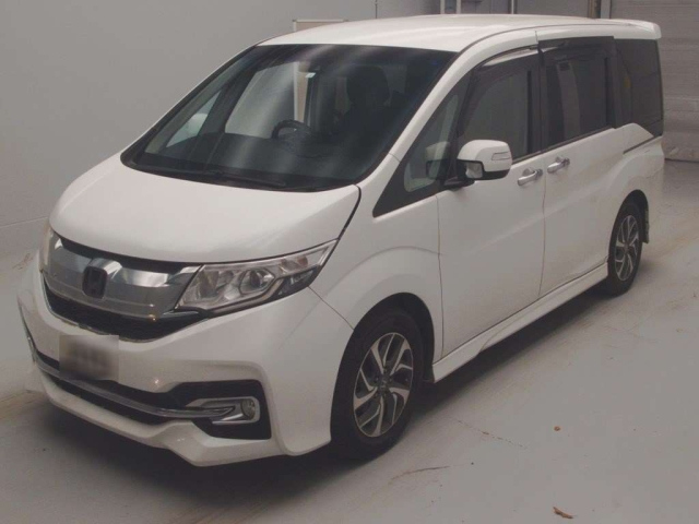 HONDA STEP WAGON 2016