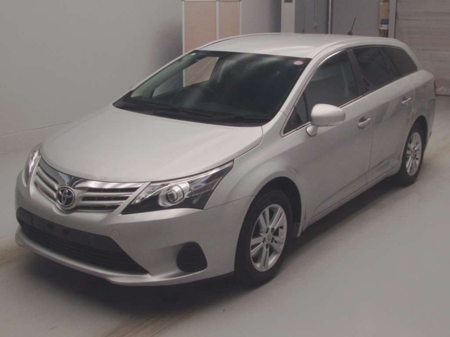 TOYOTA AVENSIS WAGON 2012