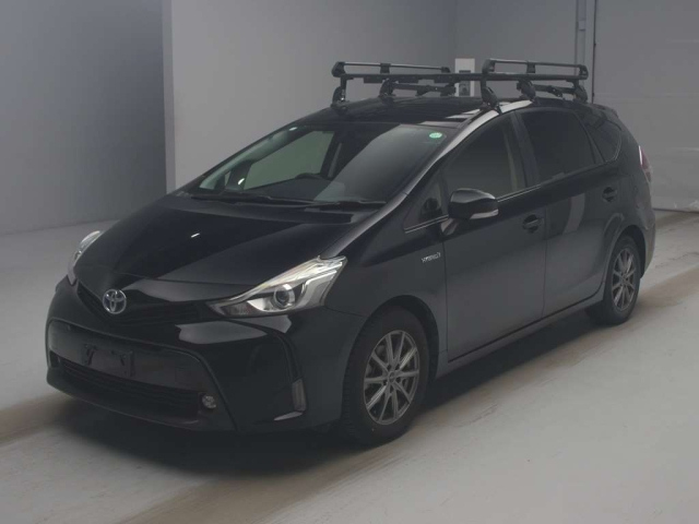 TOYOTA PRIUS ALPHA 2016