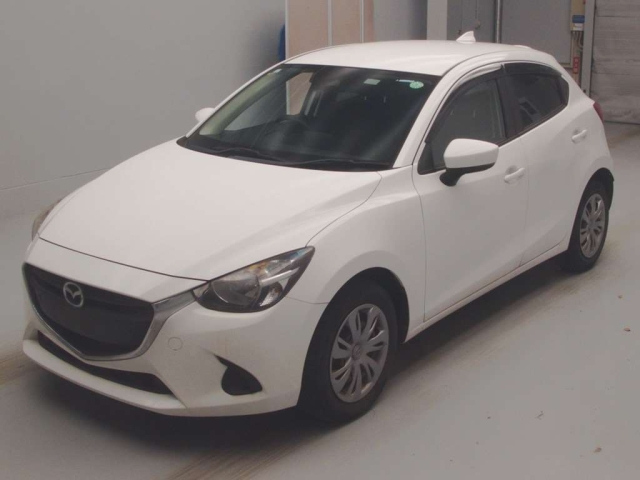 MAZDA DEMIO 2019