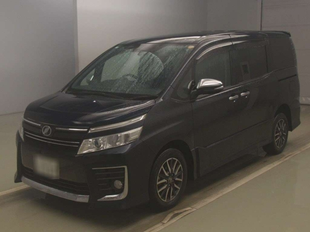 TOYOTA VOXY 2016