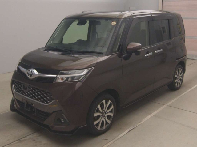 TOYOTA TANK 2017