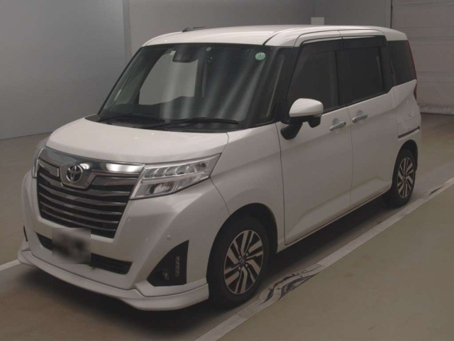 TOYOTA ROOMY 2020