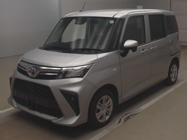 TOYOTA ROOMY 2021