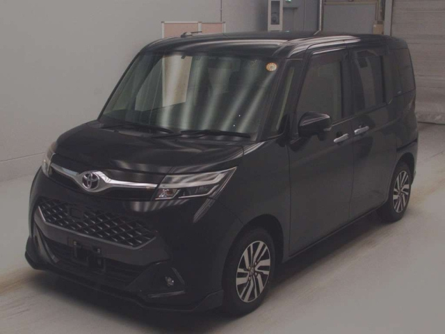 TOYOTA TANK 2018