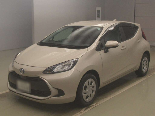 TOYOTA AQUA 2022
