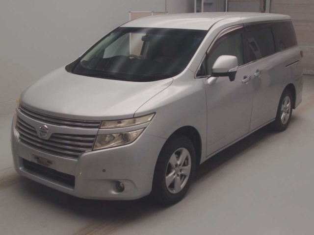 NISSAN ELGRAND 2010