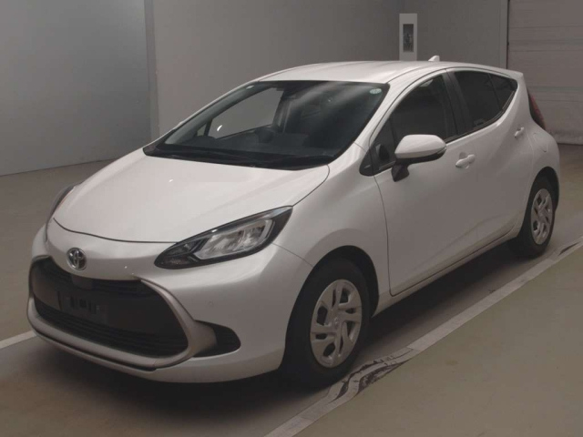 TOYOTA AQUA 2022