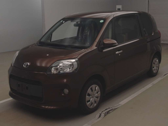 TOYOTA PORTE 2014