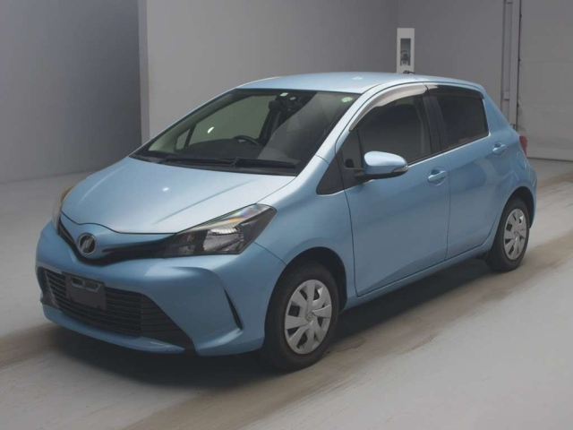 TOYOTA VITZ 2014