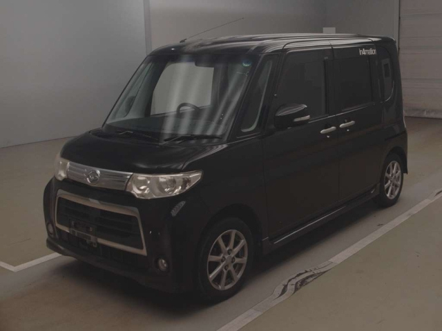 DAIHATSU TANTO 2010