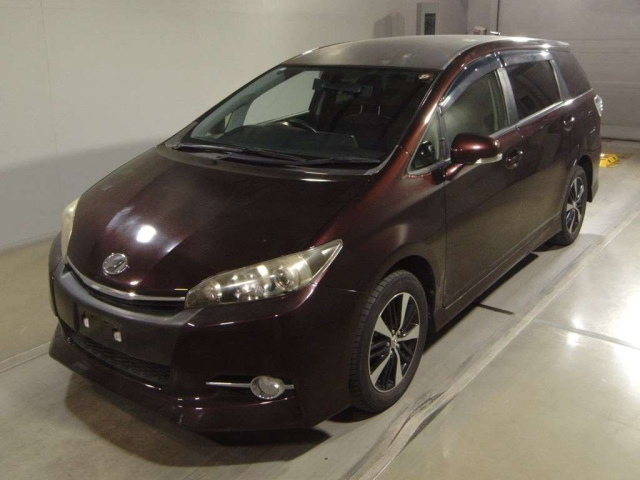 TOYOTA WISH 2012