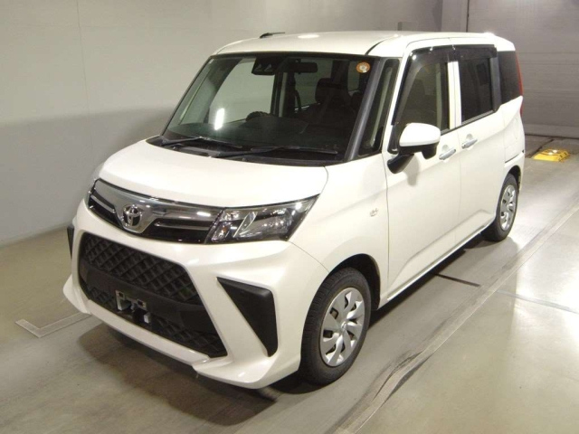 TOYOTA ROOMY 2024