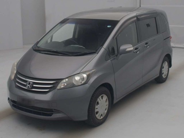HONDA FREED 2011