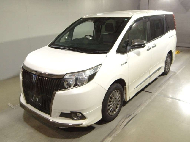 TOYOTA ESQUIRE 2017