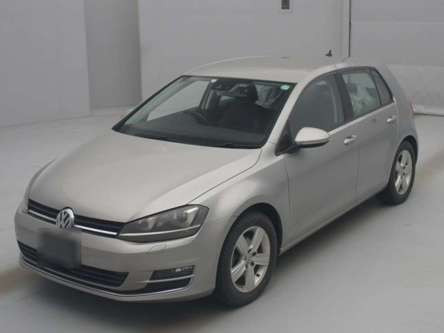 VOLKSWAGEN GOLF 2014