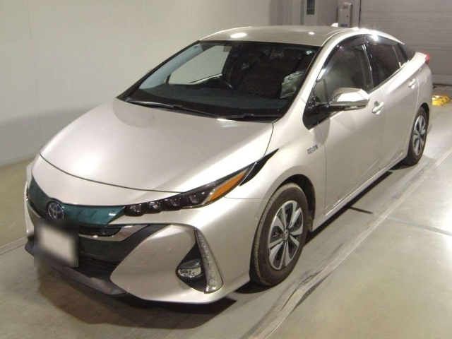 TOYOTA PRIUS PHV 2017