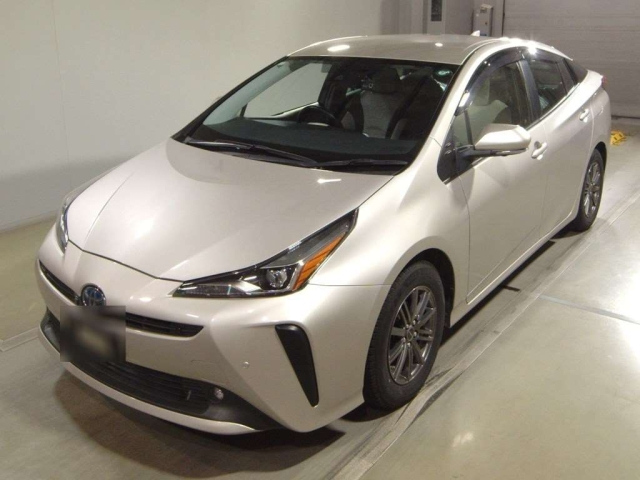 TOYOTA PRIUS 2021