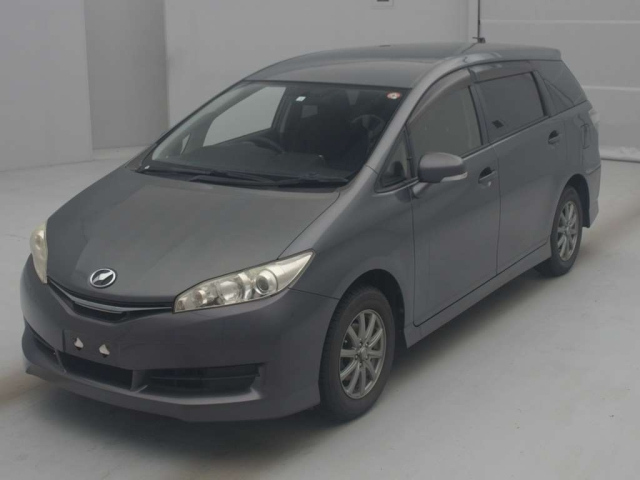 TOYOTA WISH 2012