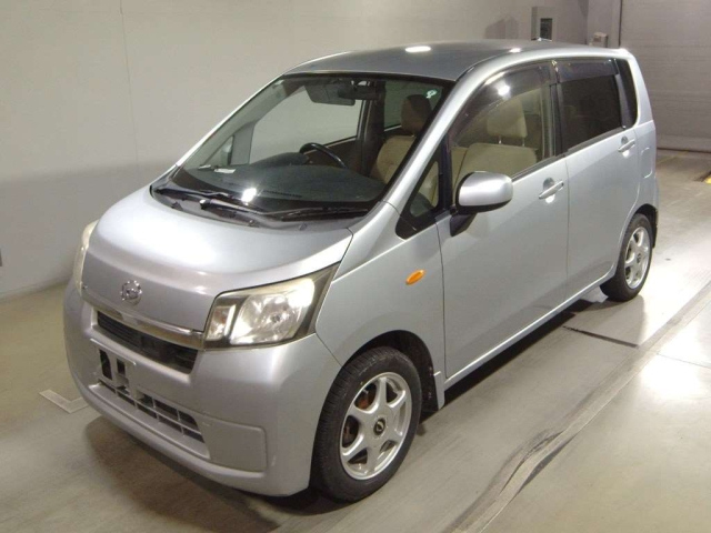 DAIHATSU MOVE 2013