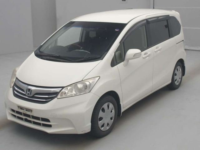 HONDA FREED 2012
