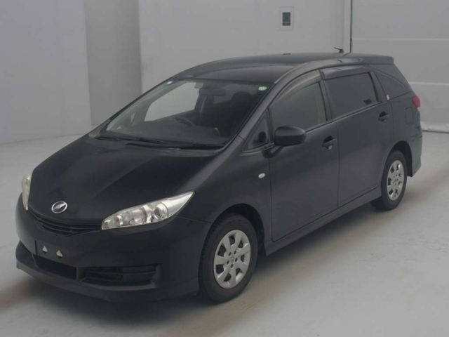 TOYOTA WISH 2010