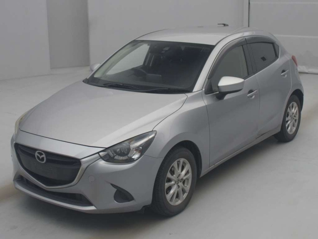 MAZDA DEMIO 2015