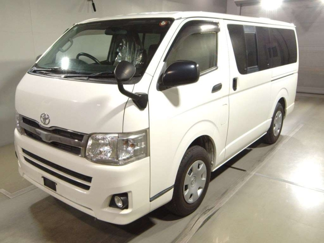 TOYOTA REGIUS ACE VAN 2012
