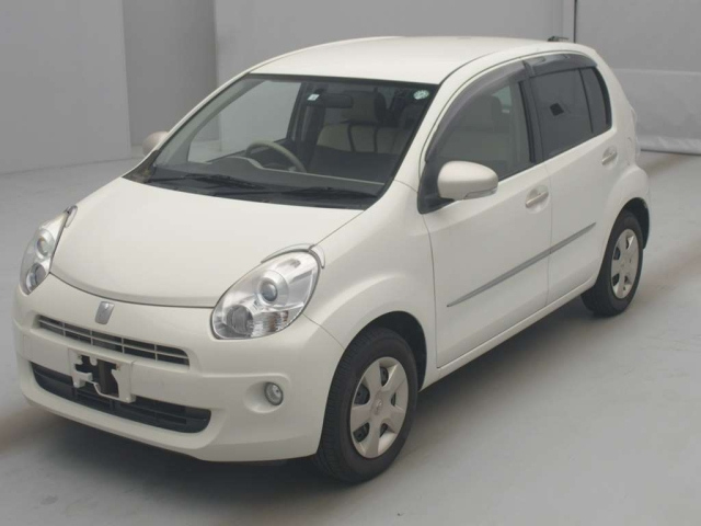 TOYOTA PASSO 2010