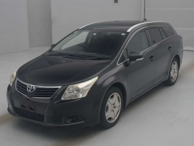 TOYOTA AVENSIS WAGON 2012