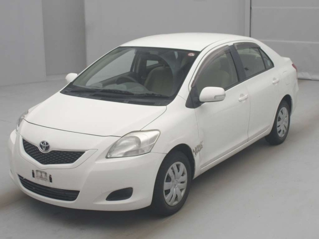 TOYOTA BELTA