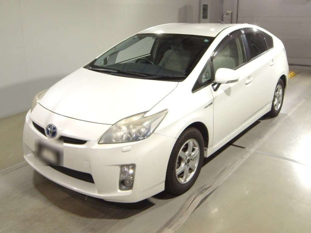 TOYOTA PRIUS 2011