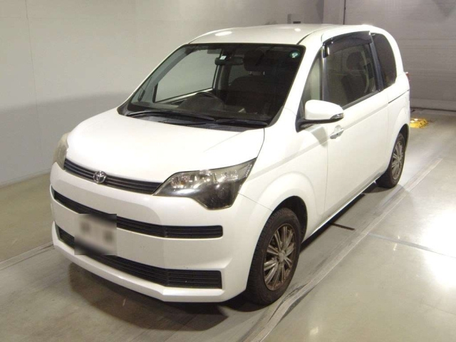 TOYOTA SPADE 2014