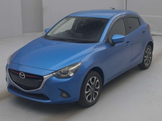 MAZDA DEMIO 2015