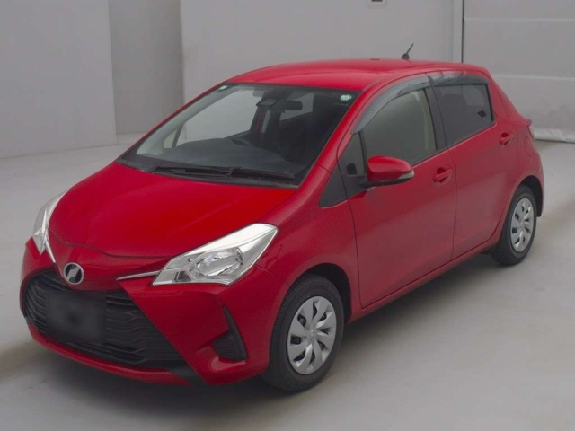 TOYOTA VITZ 2018