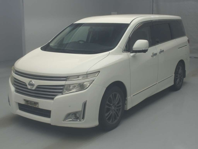 NISSAN ELGRAND 2010