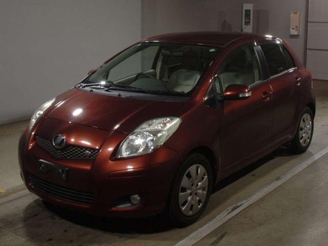 TOYOTA VITZ 2009