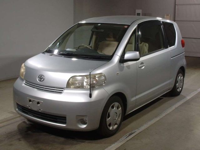 TOYOTA PORTE 2006