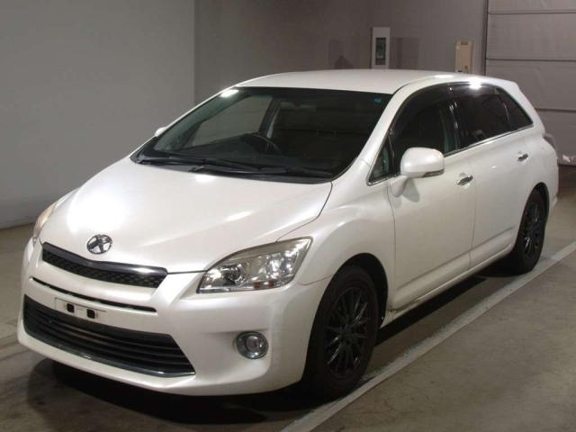 TOYOTA MARK X ZIO 2011