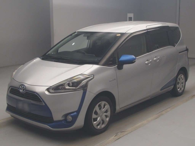 TOYOTA SIENTA 2017
